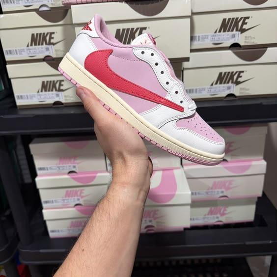 Travis Scott x AJ1 Low "Shy Pink"