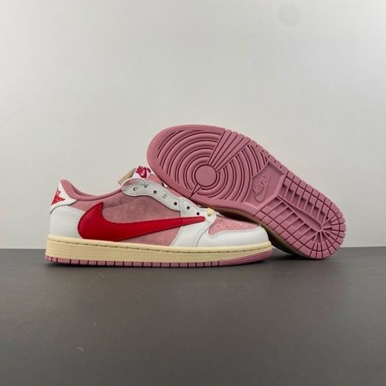 Travis Scott x AJ1 Low "Shy Pink"