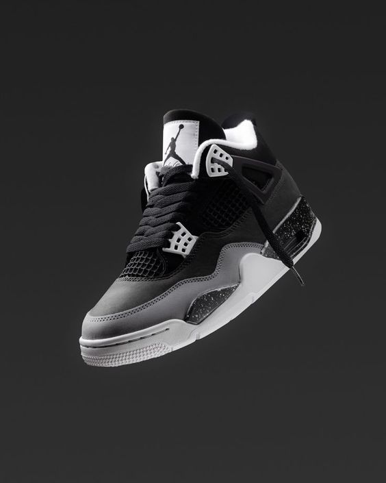 Air Jordan 4 "Fear"
