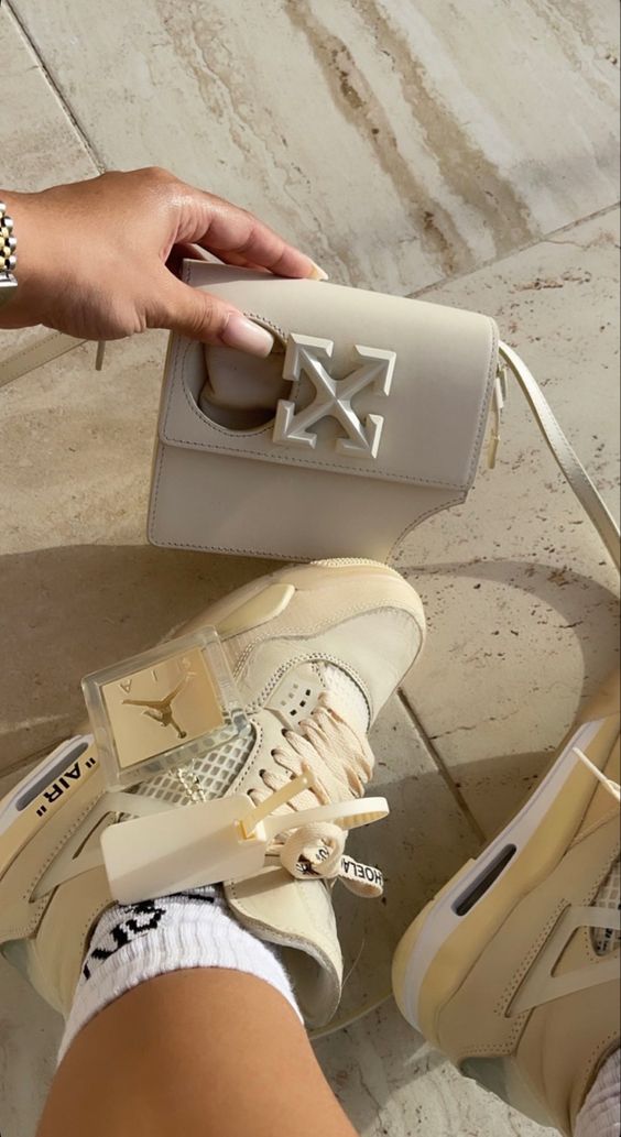 Off-White x Air Jordan 4 SP