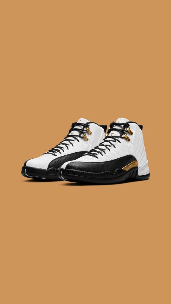 Air Jordan 12 Retro "Royalty"