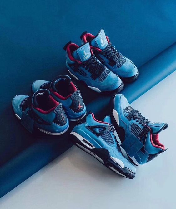 Travis Scott x Air Jordan 4 "Houston Oilers"