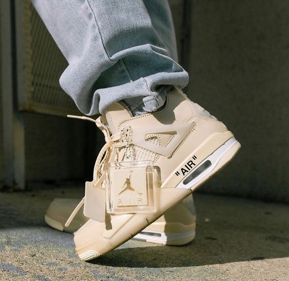 Off-White x Air Jordan 4 SP