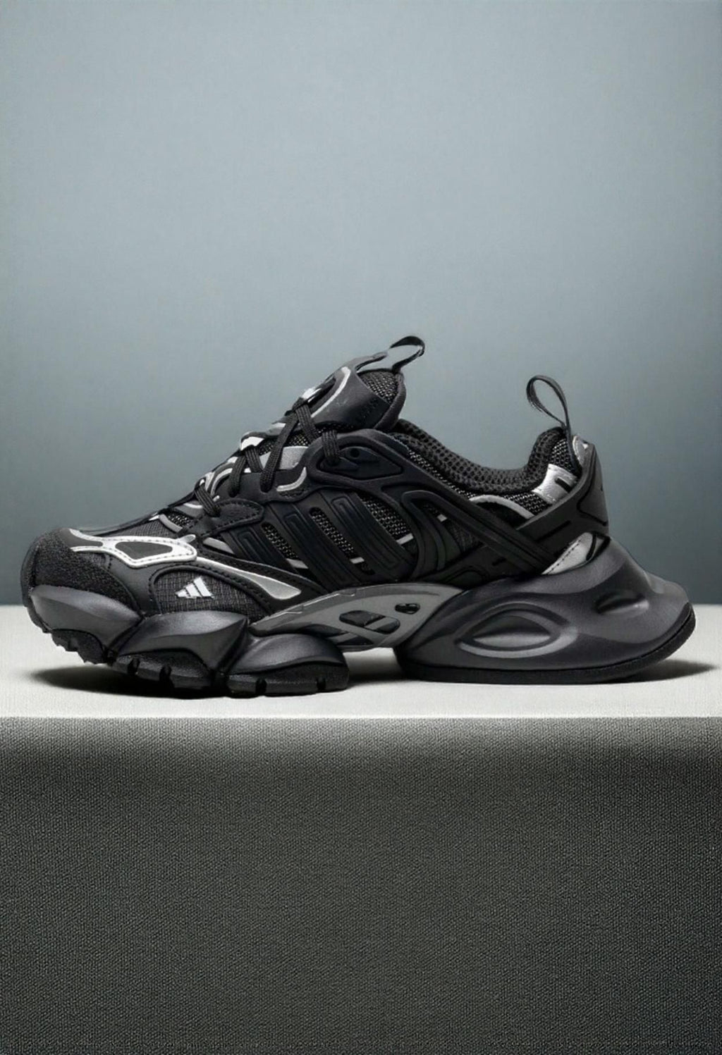 Adidas XLG Runner Deluxe