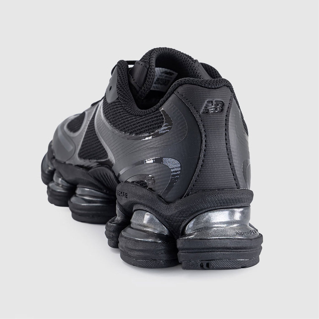 New Balance Abzorb 2000 "Negro Metálico"