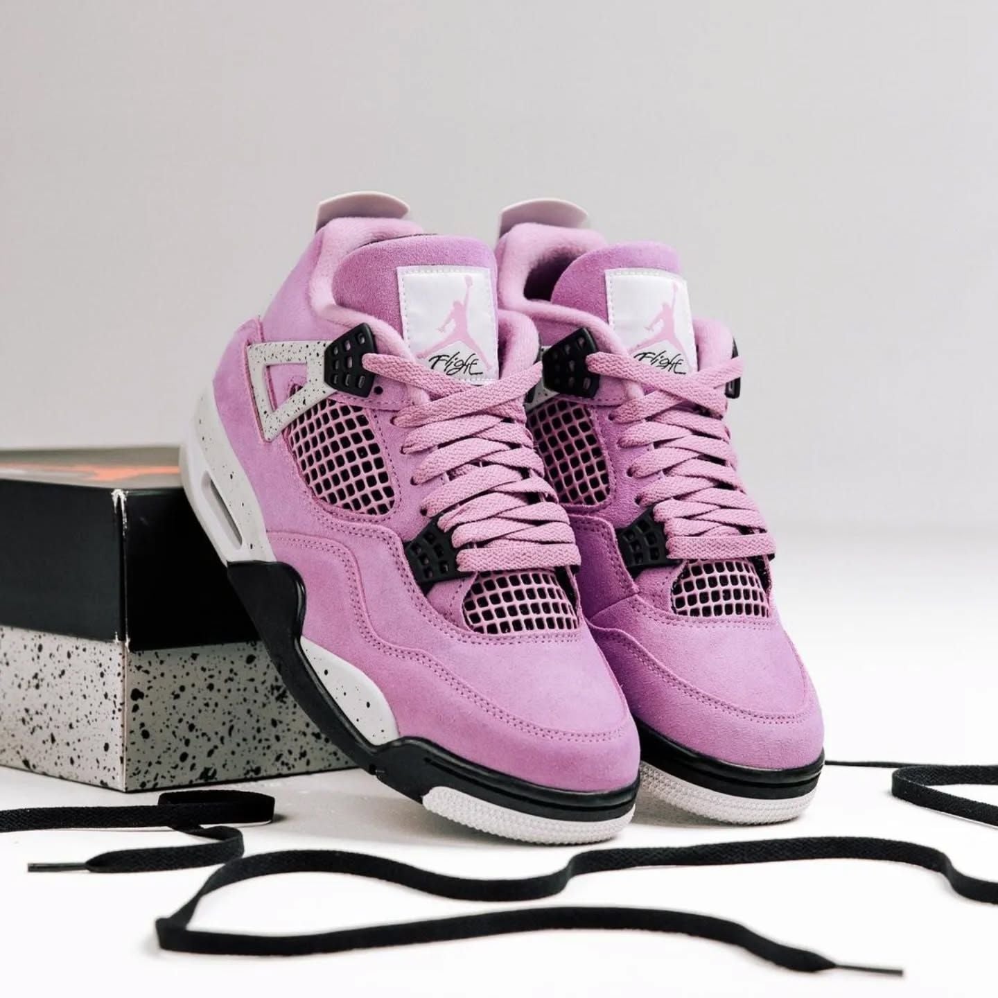 Air Jordan 4 Retro "Orchid"