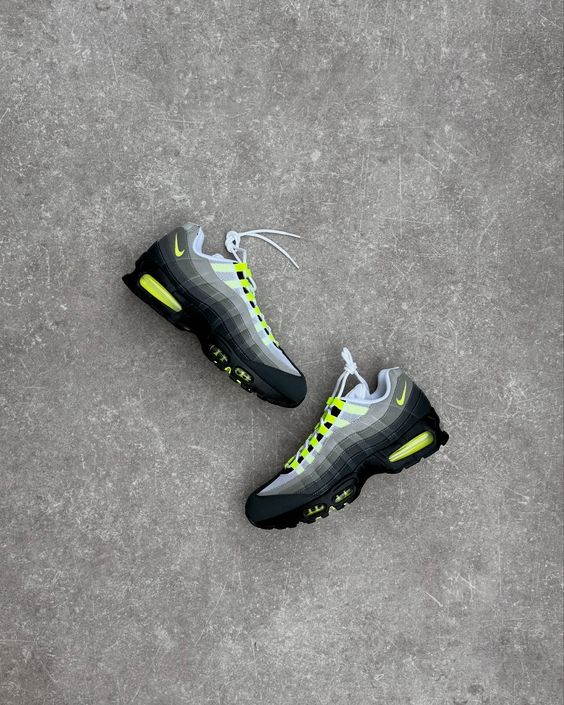 Nike Air Max 95 "Reverse Neon"