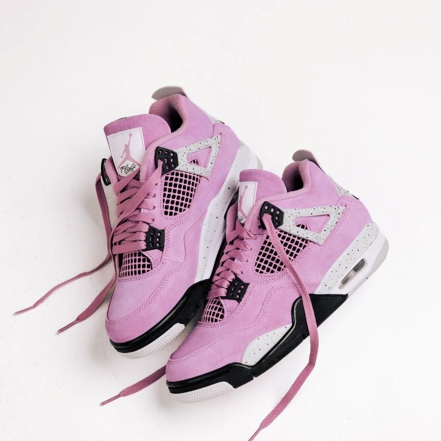 Air Jordan 4 Retro "Orchid"