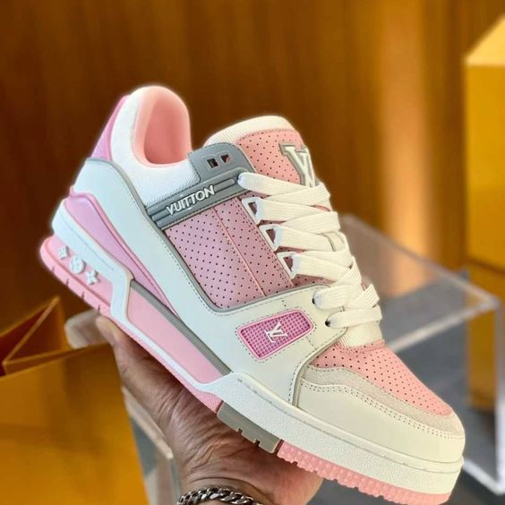 Louis Vuitton Trainer "Blanco y Rosa"