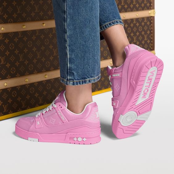 Louis Vuitton Trainer "Rosa"