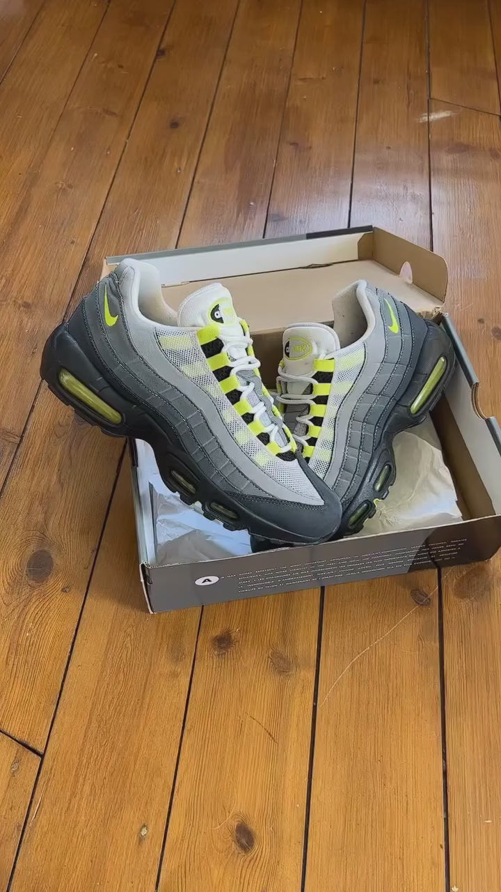 Nike Air Max 95 "Reverse Neon"