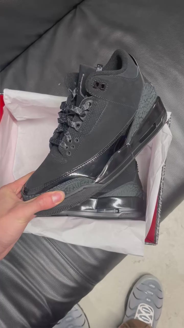 Air Jordan 3 Retro "Black Cat"